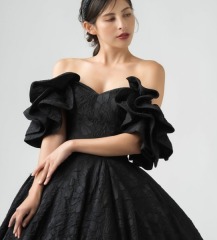 一味違うブラックドレス*