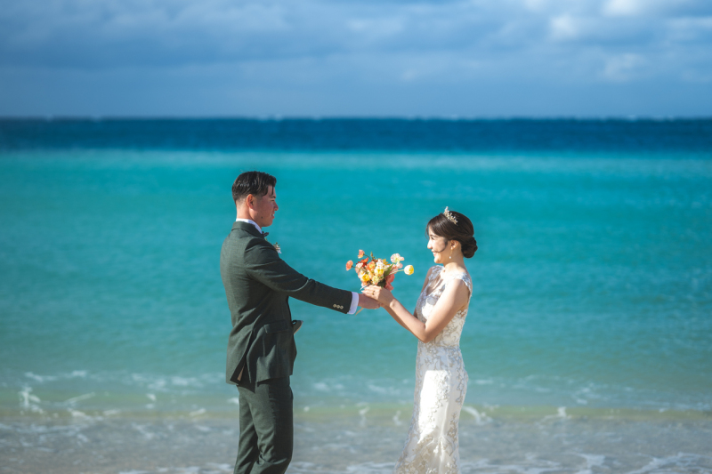 沖縄でかなえる大人数のリゾートウェディング