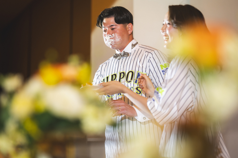 沖縄でかなえる大人数のリゾートウェディング