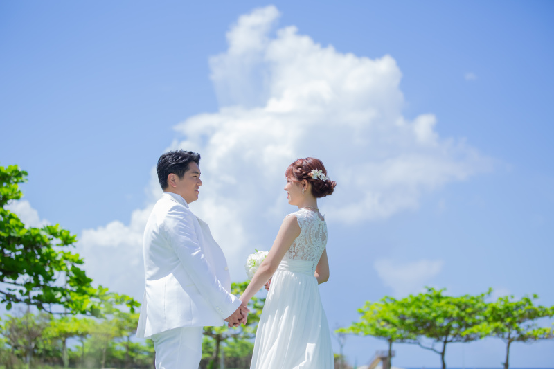 【夏のPhotoWedding♪】8月10時半撮影 チャペル&ビーチプラン☆