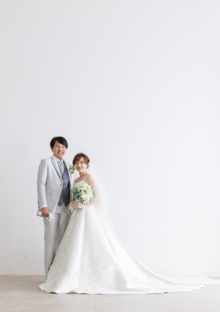 【ドレス選び】迷ったらまずはこれ。誰からも愛される王道「Aライン」