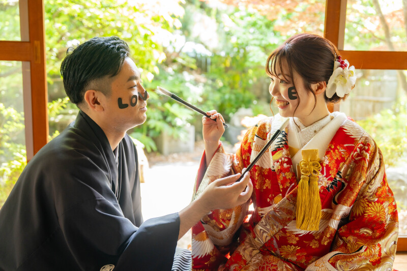 小物の持込でお2人らしいご撮影を♪