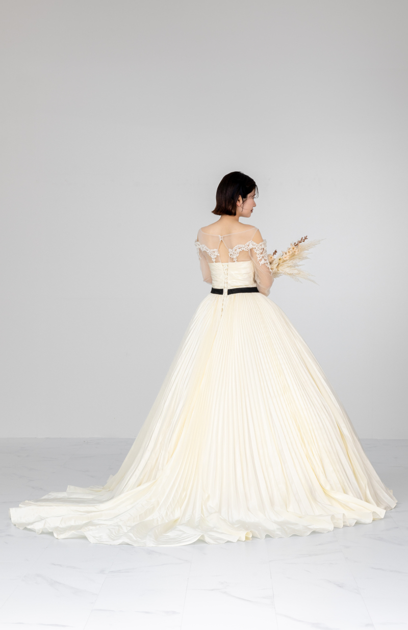 ウェディングドレス紹介