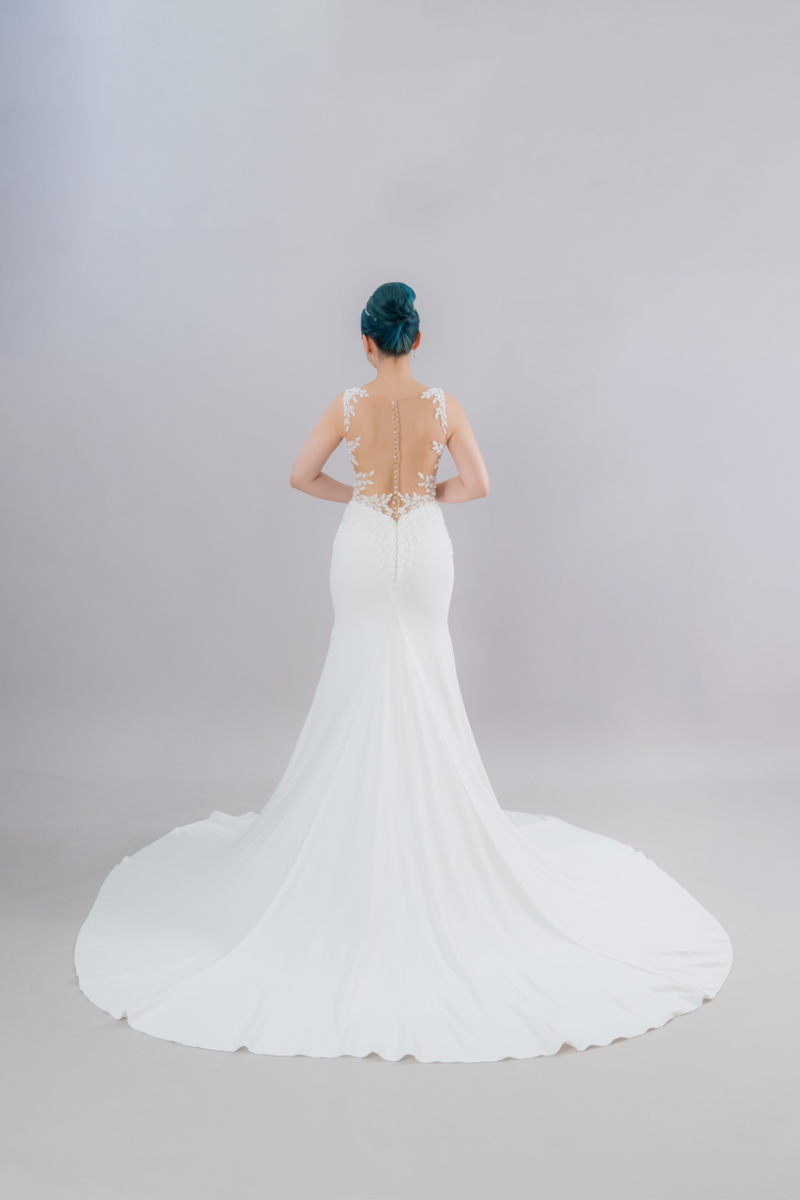 ウェディングドレス紹介