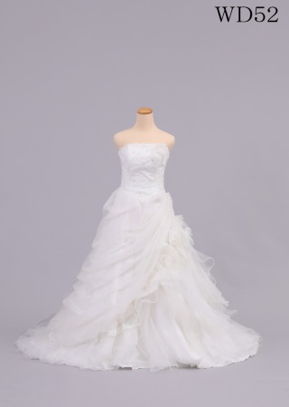 新着ウエディングドレスをUPしました♡