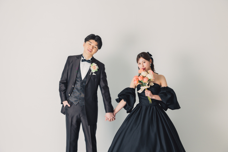 当店で人気の黒ドレス