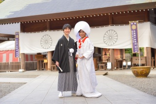 色掛下で華やかに♡