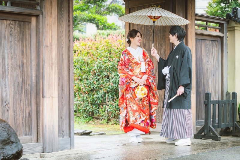 【雨の日フォト】肥後細川庭園×阿佐ヶ谷神明宮の『雨×桜』フォトをご紹介！