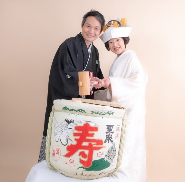 スタジオで鏡開きができま~す!!