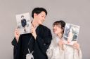 ≪撮影アイデア≫幼少期のお写真と一緒に撮影♪