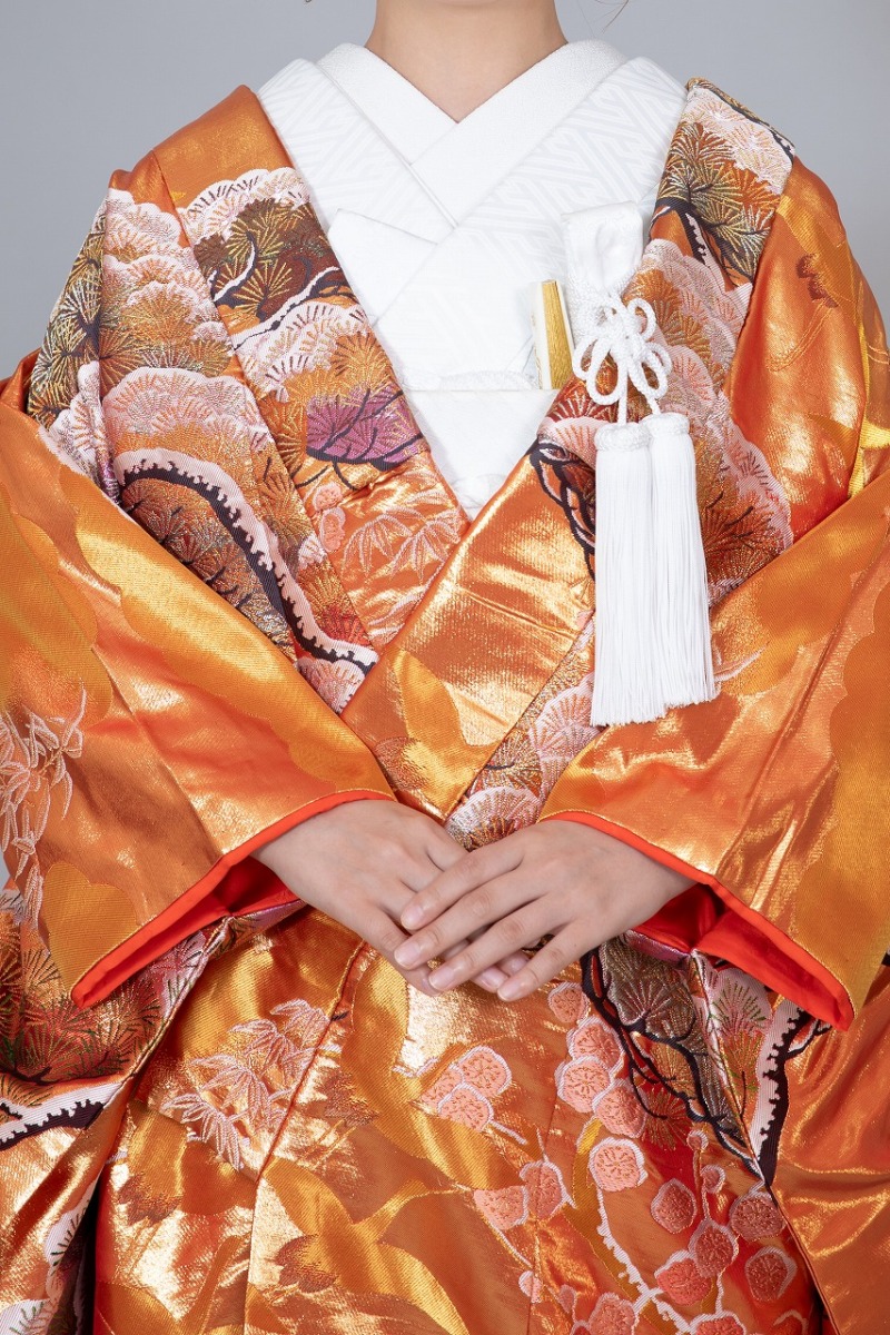 紅葉期ロケ撮に向けて和装の新衣装を入荷しました。（11月以降の撮影の方向けです）