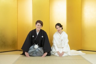 華雅苑横浜店のスタジオ和装壱点プラン45,000円コミコミです