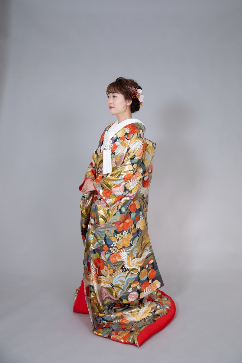 紅葉期ロケ撮に向けて和装の新衣装を入荷しました。（11月以降の撮影の方向けです）