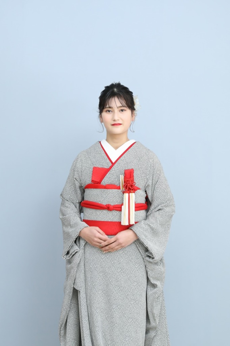 和装衣装は『色掛下』変更無料・洋装はブライダルインナーや小物等をすべて含みます！