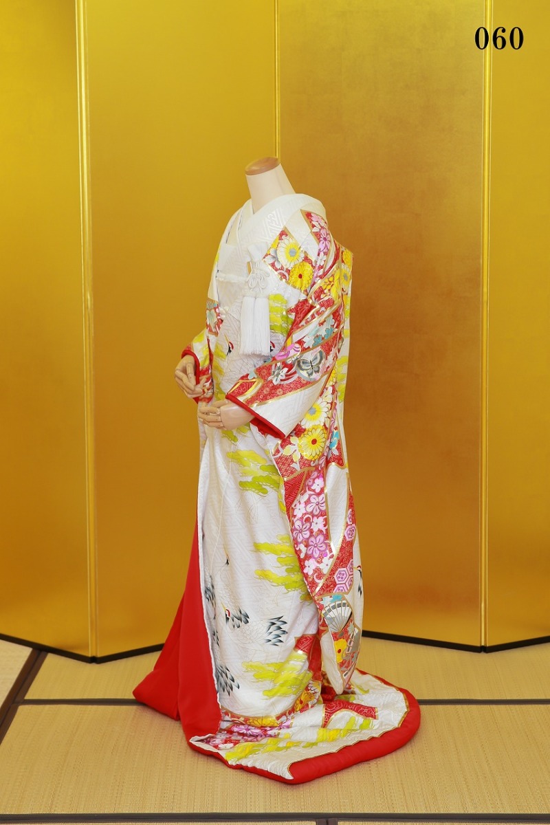 華雅苑横浜店　色打掛入荷しました☆彡