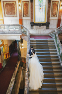 ロングトレーンで映える階段ショット