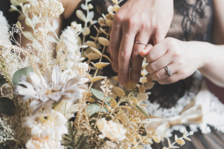 ブーケやブランドアクセサリーなども豊富にご準備しております♡