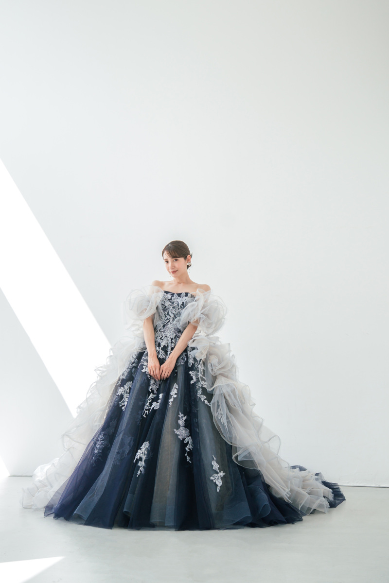 1月末入荷予定ドレスご紹介★