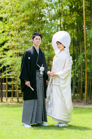 綿帽子で上品な白無垢姿に★