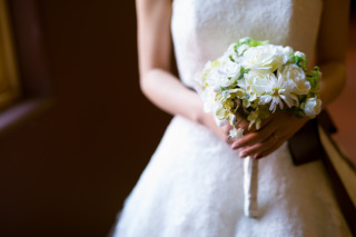 ブーケもオシャレに合わせていただけます☺