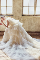 新作ドレス続々入荷☆