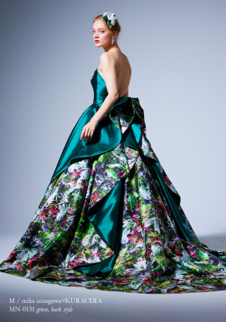 蜷川実花のカラードレス