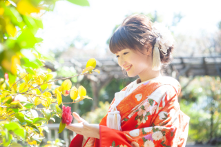 新緑の中で・・・ナチュラルな笑顔の花嫁さま