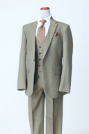 新作衣装のお知らせ！●2025年4月2日（水）以降のご見学予約でご試着可能●