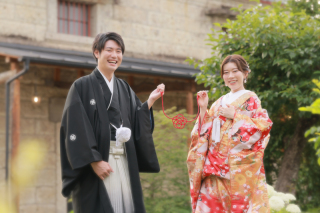 和装も華やかで素敵です♪