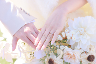 ブーケと一緒にお手元のショットも♪