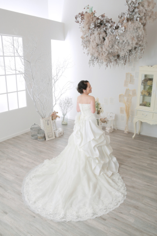 ウエディングドレスのご紹介♪