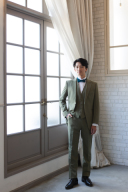 新郎のタキシードも豊富♪