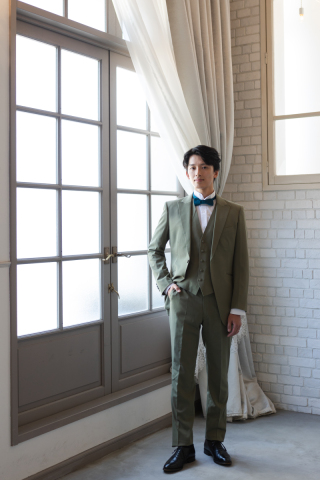 新郎のタキシードも豊富♪