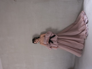 新作ドレスご紹介♪