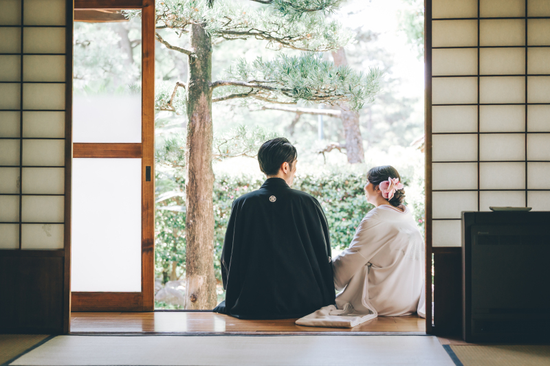季節のお花と歴史的建造物で素敵な前撮りを