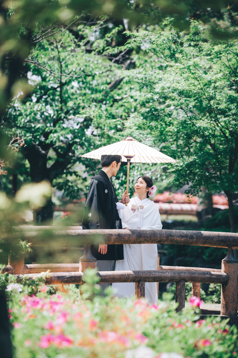 季節のお花と歴史的建造物で素敵な前撮りを