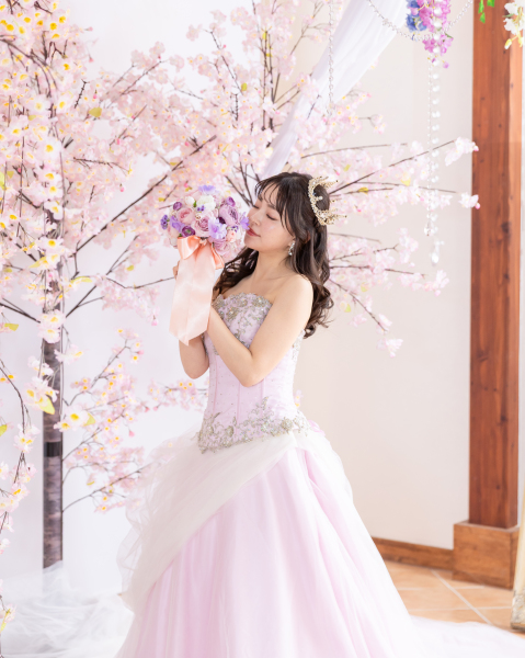 プリンセス感満載♡淡い桜色ピンクのドレス♡