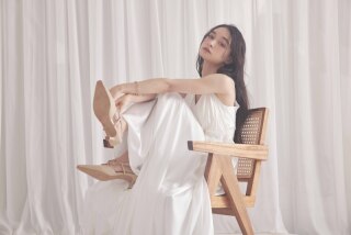 細身のドレスをお探しの花嫁様に スレンダードレスをご紹介