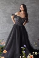 【aim東京原宿店】キラキラと輝くグリッタードレスご紹介