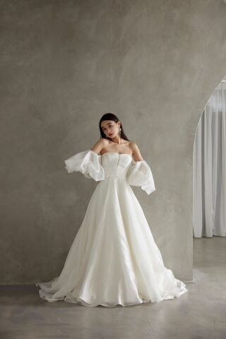 aim注目のホワイトドレスをシルエット別にご紹介