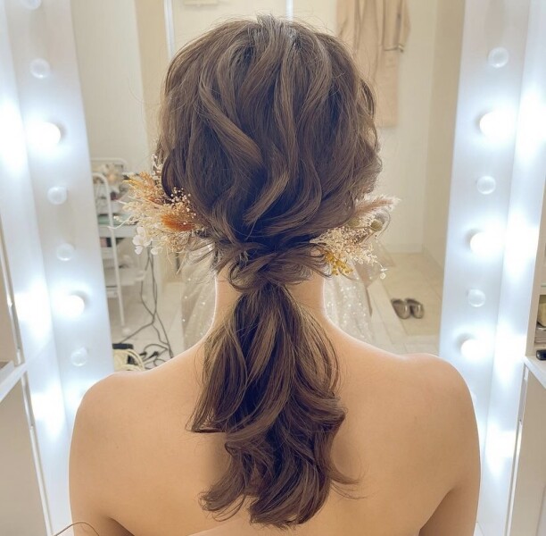 ウエディングドレスに似合うヘアスタイル3選!