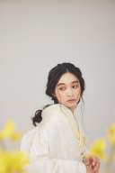 ファッショナブルな着こなしが◎ &ldquo;白無垢&times;色掛下&rdquo;お洒落スタイリングをご紹介