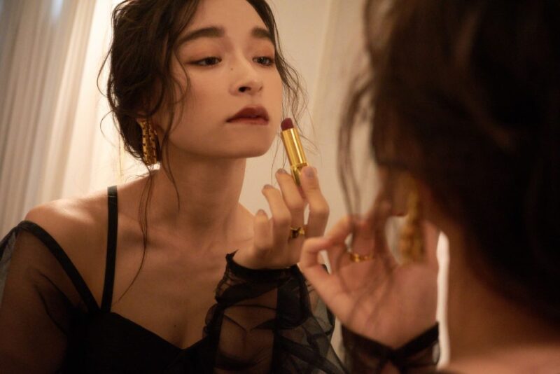 美しく綺麗なウェディングドレス姿を写真に残すためのポージング・空間
