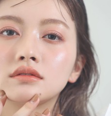 【aim東京原宿店】ドレスにあうツヤ感ピンクメイクをご紹介♡