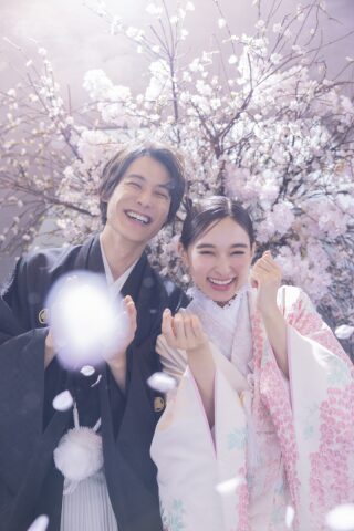 まるで映画のワンシーン aimのフラワーフォトウェディングをご紹介