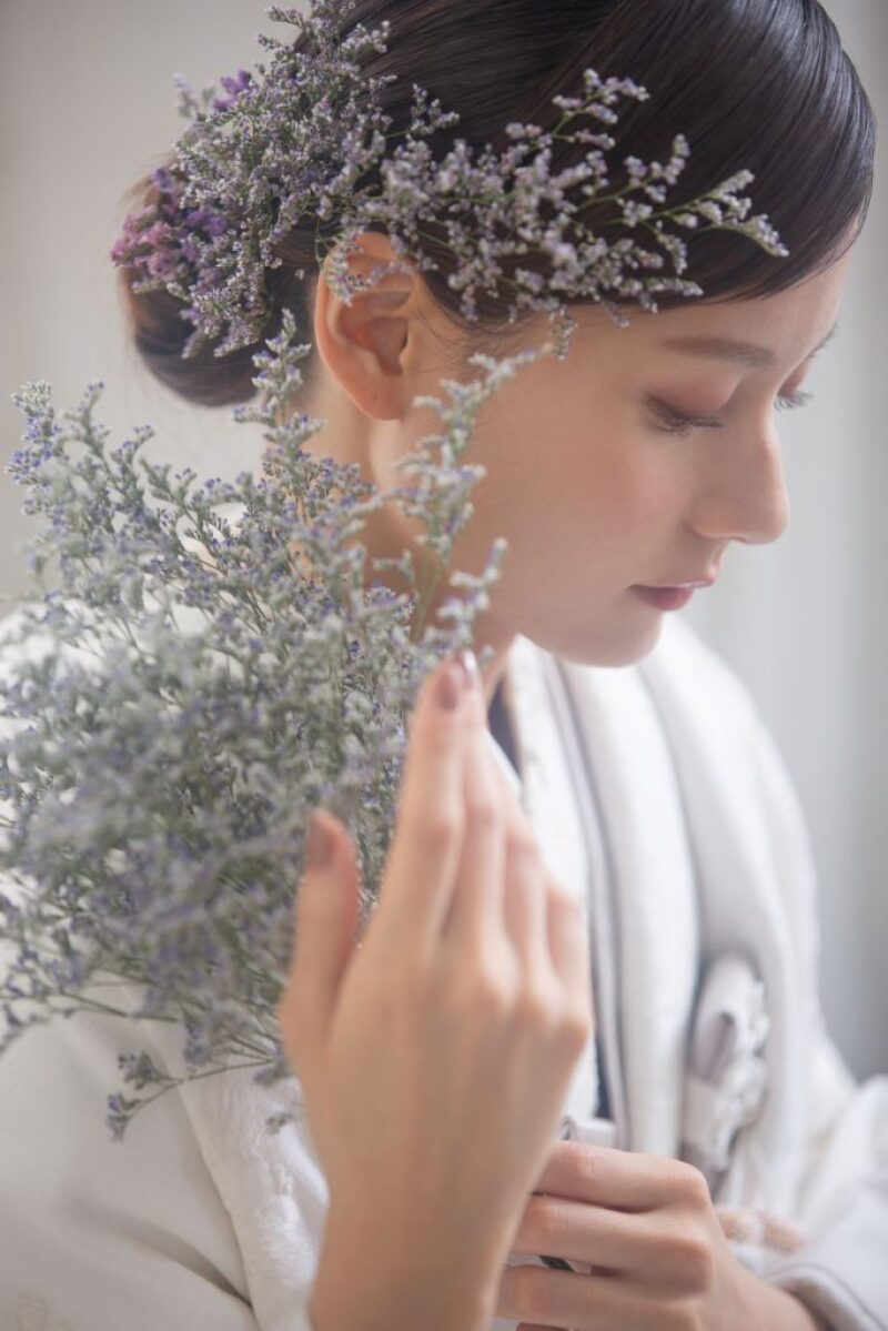 aimで叶う白無垢×お花を使ったお洒落フラワーフォトウェディング