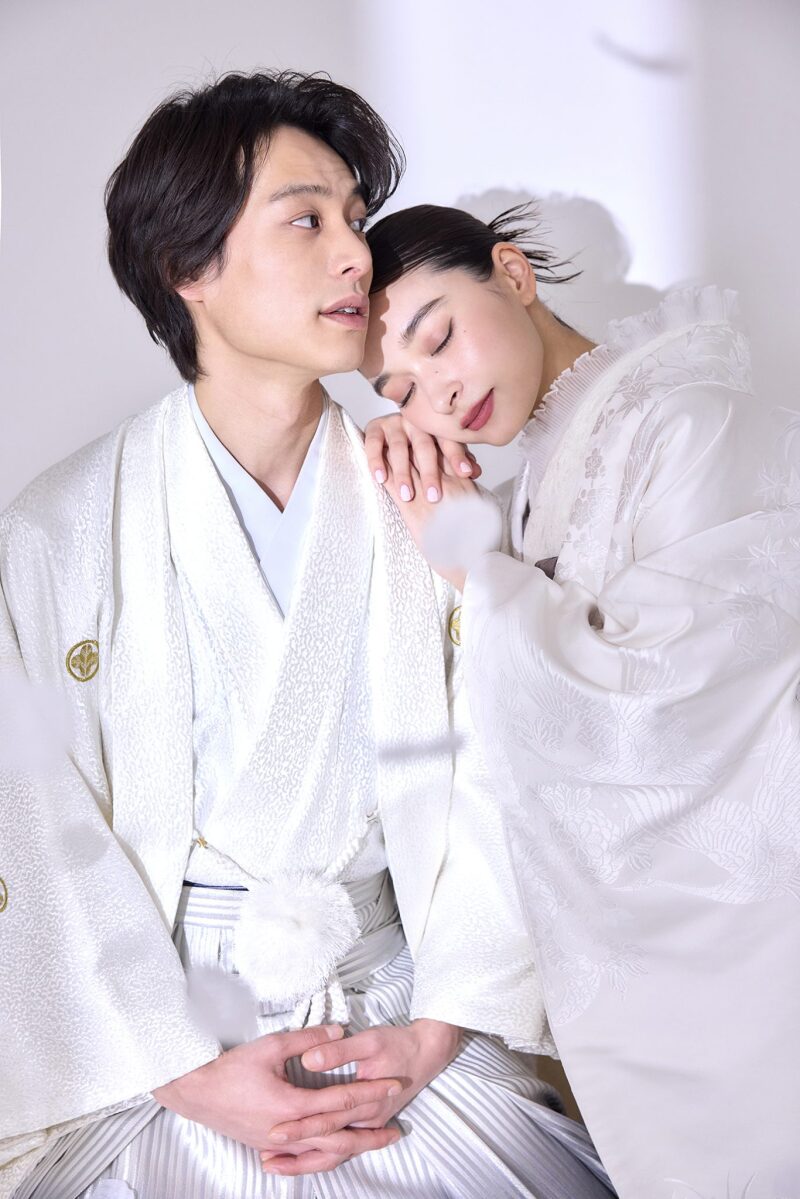 和装のウェディングフォトもおしゃれに残したい花嫁様へ♡