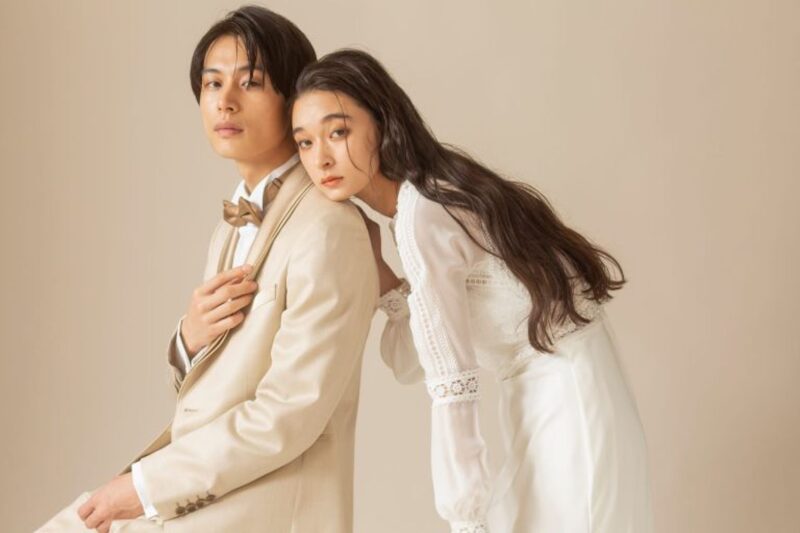シンプルな空間とライティングでナチュラル盛れ♡aimで叶うフォトウェディング