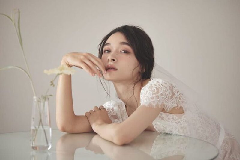 「June bride」意味や由来をaimが解説!