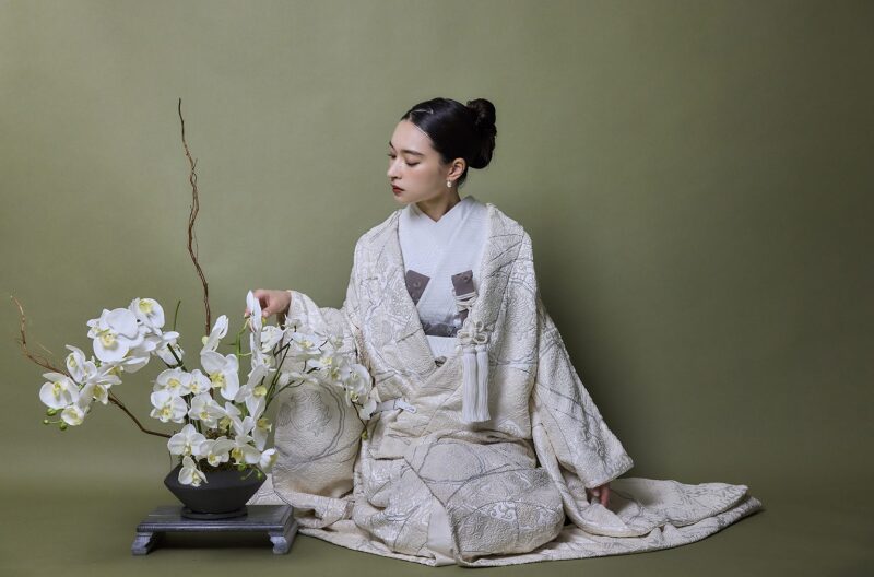 和装のウェディングフォトもおしゃれに残したい花嫁様へ♡